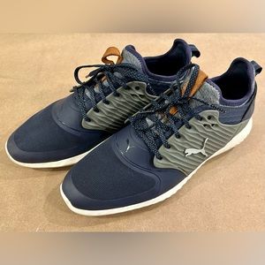 Puma Men’s PWRADAPT Caged golf shoes size 10.5 (fit like 11)